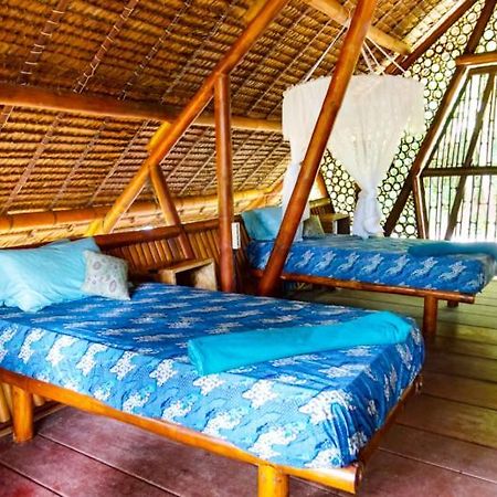 Southern Mentawai Outpost Hotell Sibigau Island Eksteriør bilde