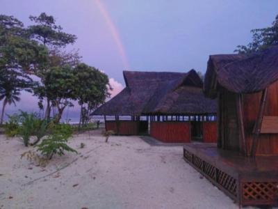 Southern Mentawai Outpost Hotell Sibigau Island Eksteriør bilde